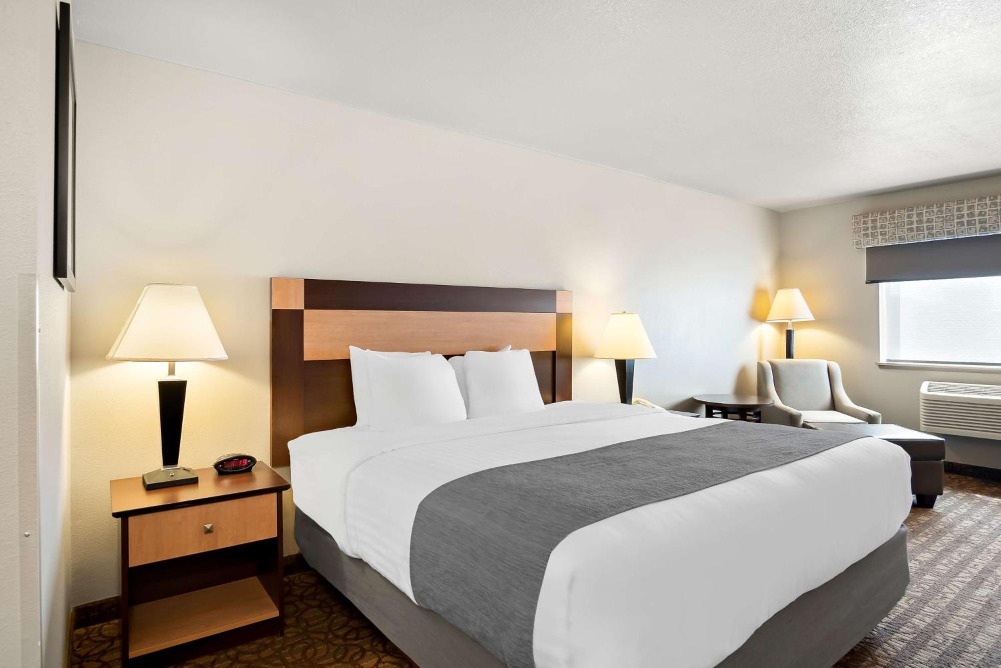 Best Western Sawtooth Inn And Suites Jerome Exterior photo